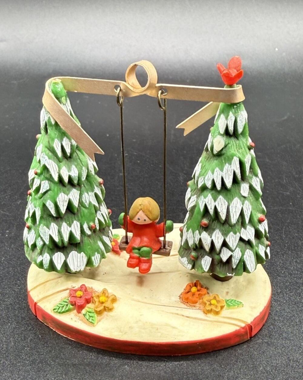 Vtg 1979 Hallmark Tree Trimmer Christmas Ornament OUTDOOR FUN Swing No Box LO15